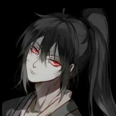 竹笋把衣服顶起来了